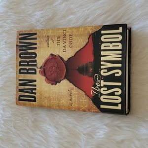 THE‎ LOST SYMBOL Thriller Entertaining Novel Hardcover Book by Dan Brown